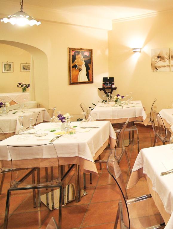 L' Antico Cortile 호텔 카세르타 외부 사진